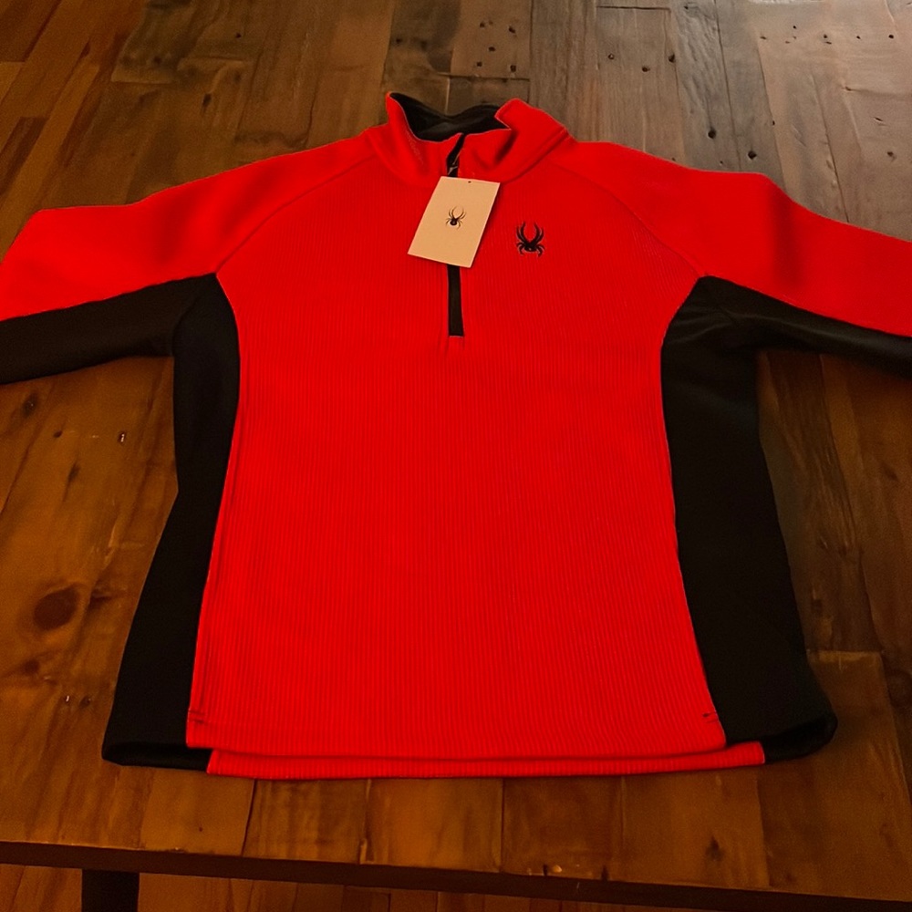 Selling a recent gift that’s just not my style, never worn, brand new!